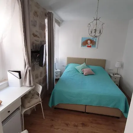 Gasthuis Rilati Palace 3 3*