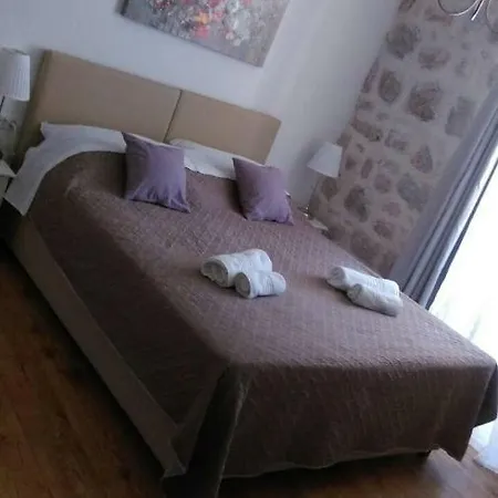 Rilati Palace 3 Casa de hóspedes